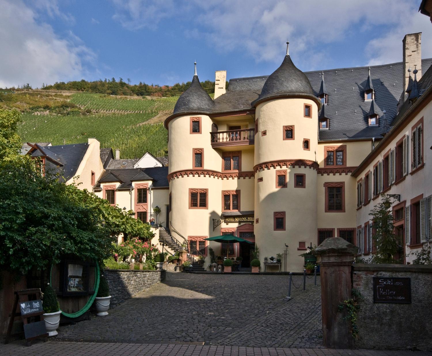 Hotel Schloss Zell Buitenkant foto