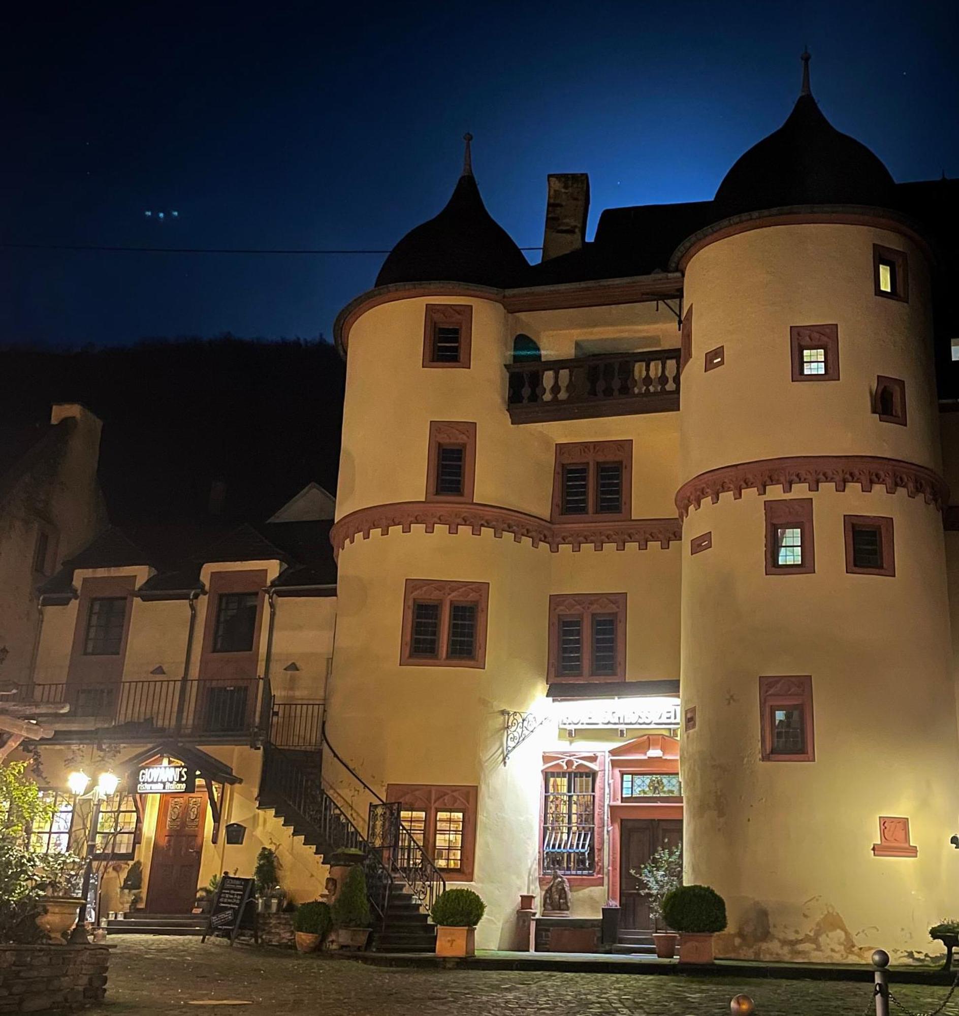 Hotel Schloss Zell Buitenkant foto